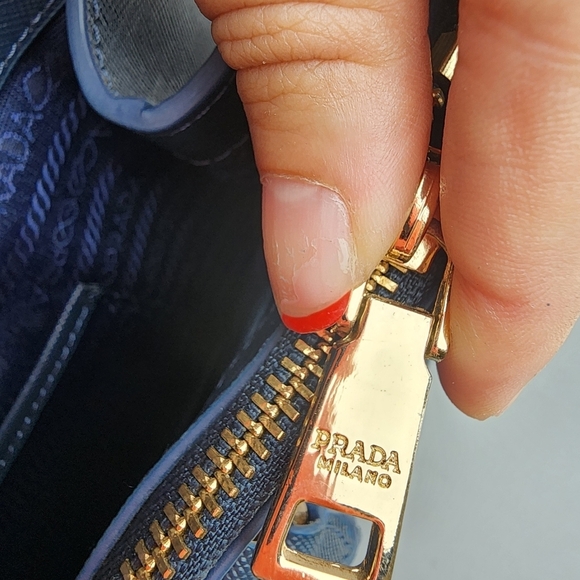 🌸 Prada | Handbag | Medoum sized bag - Picture 8 of 16